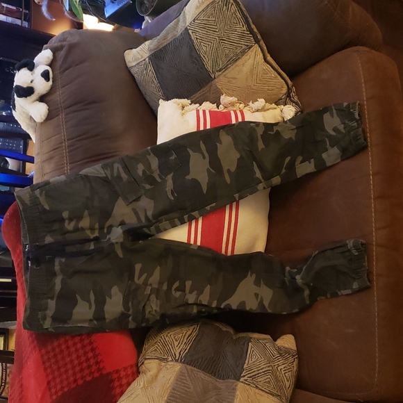 Cargo Joggers, Army Print - Picture 3 of 5
